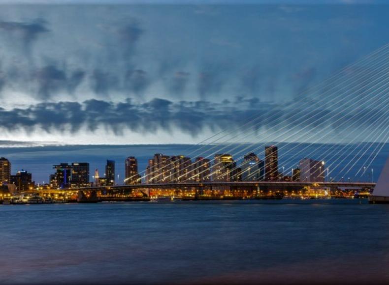 Erasmusbrug v2